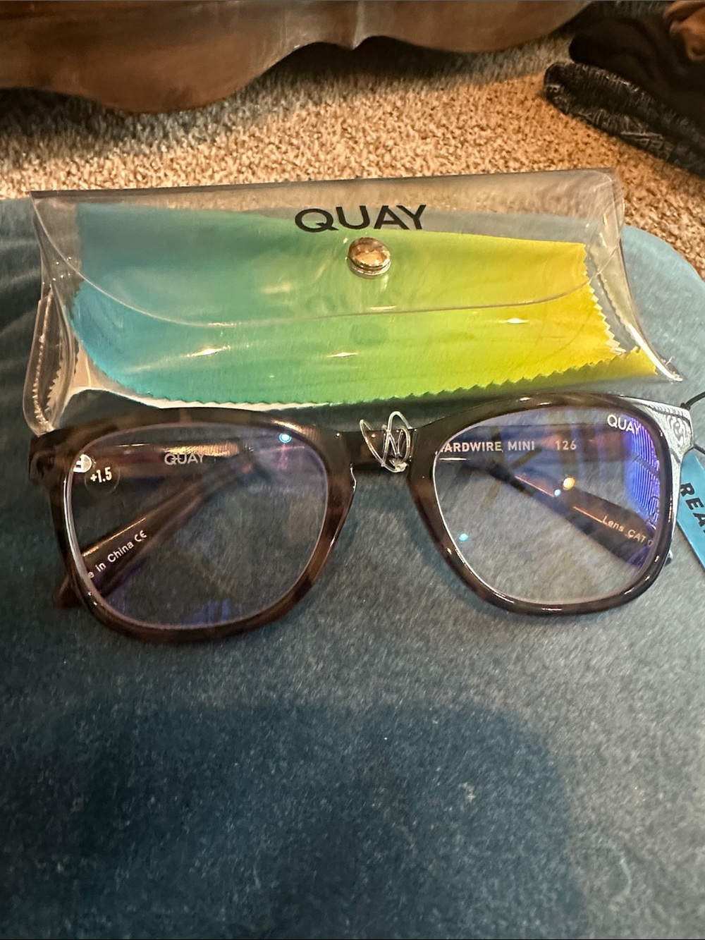 Quay  Readers - Tortise Brown Frame with Blue Tint Lenses